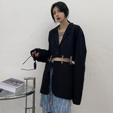 Chaqueta negra grunge de gran tamaño con costuras de cadena